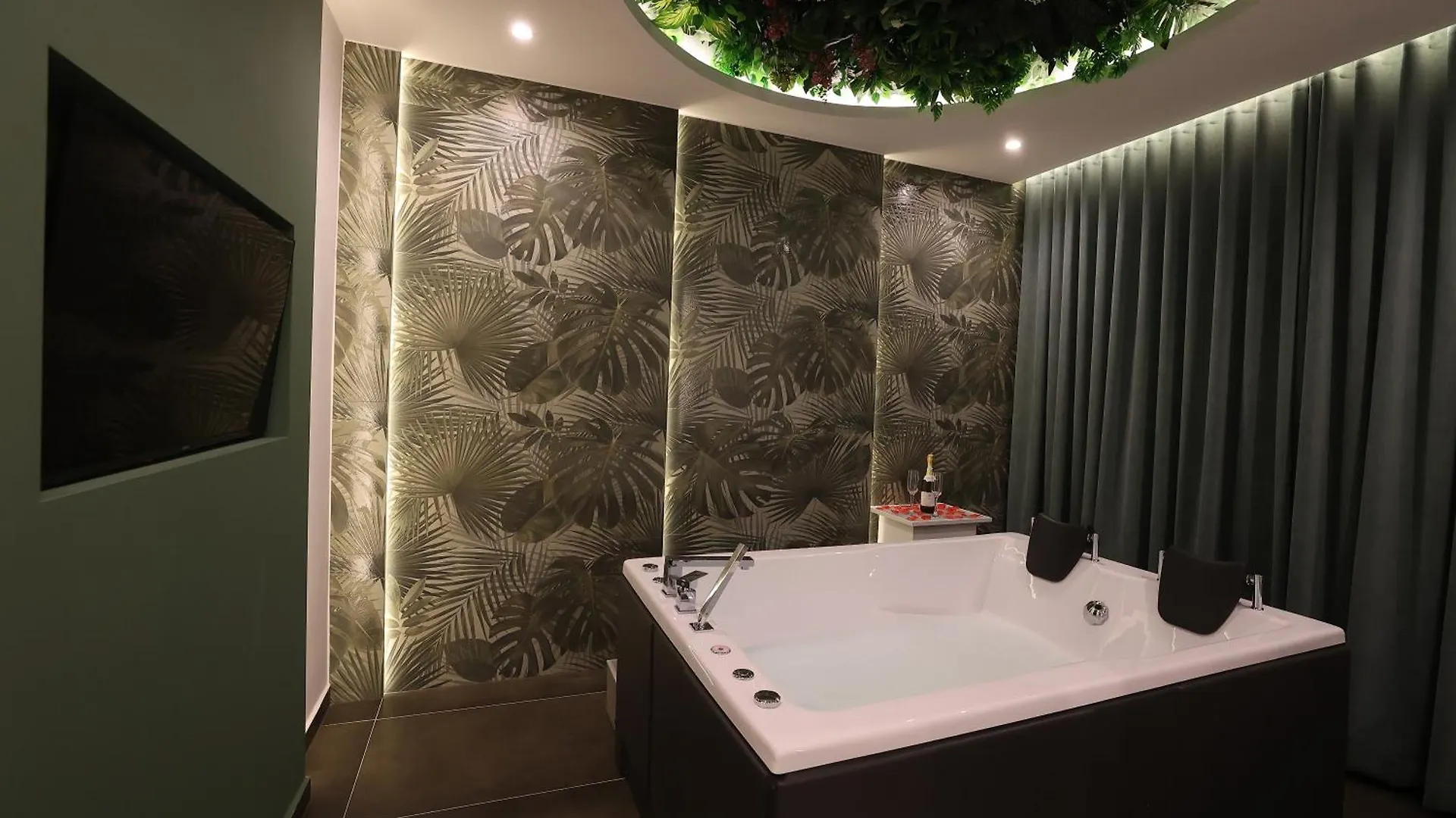 Hotel Elvis Mjull-Bethore